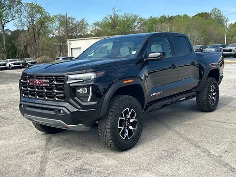 New 2026 GMC Canyon AT4X image 2