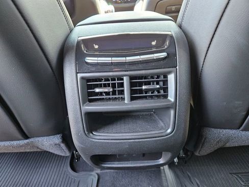 Used 2023 Cadillac XT5 Sportv AWD/4WD image 11