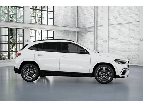 New 2026 Mercedes-Benz GLA 250 4MATIC image 15