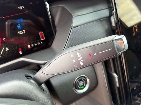 Used 2025 GMC Acadia AT4 w/ LPO, Floor Liner Package image 28