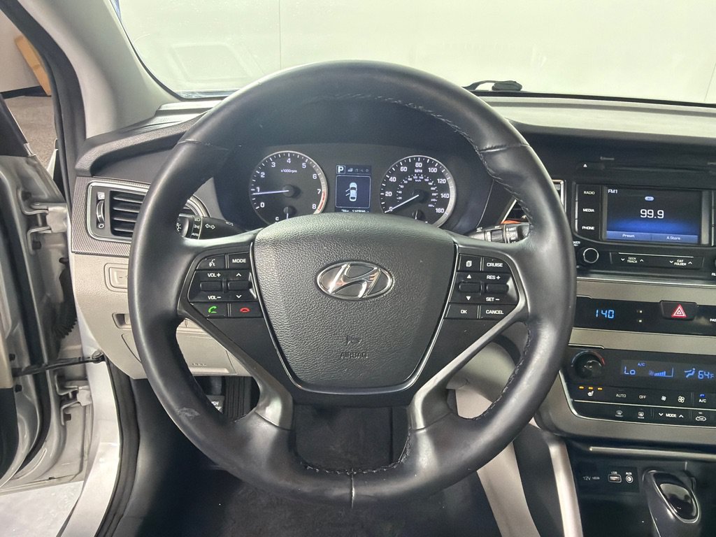 Used 2015 Hyundai Sonata Sport w/ Option Group 03 FWD image 13