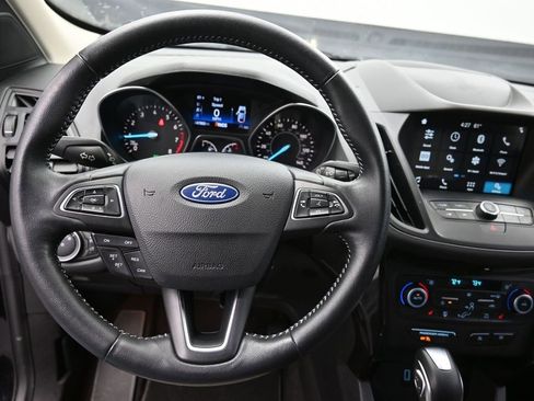 Used 2019 Ford Escape SEL image 7