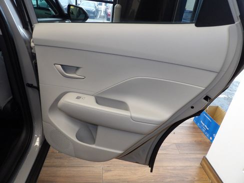 Used 2024 Hyundai Kona SEL image 15