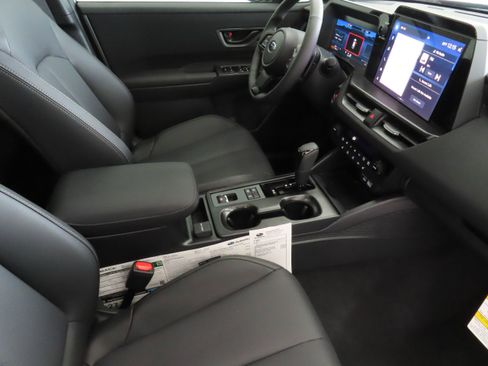 New 2026 Subaru Outback Limited image 27