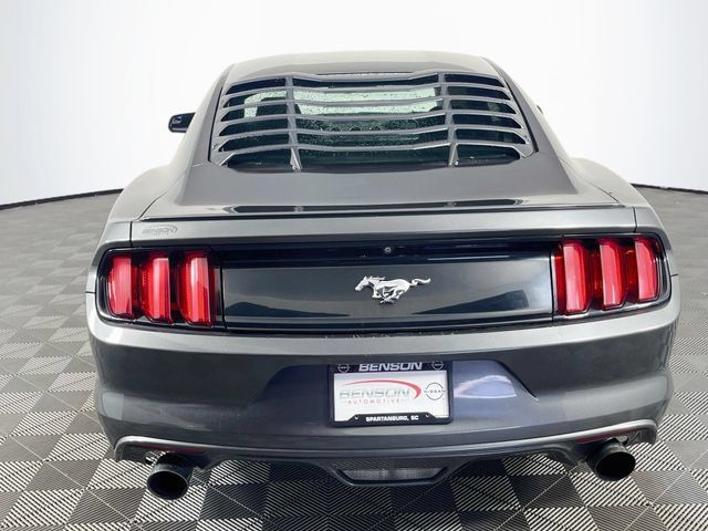 Used 2017 Ford Mustang Coupe RWD image 7