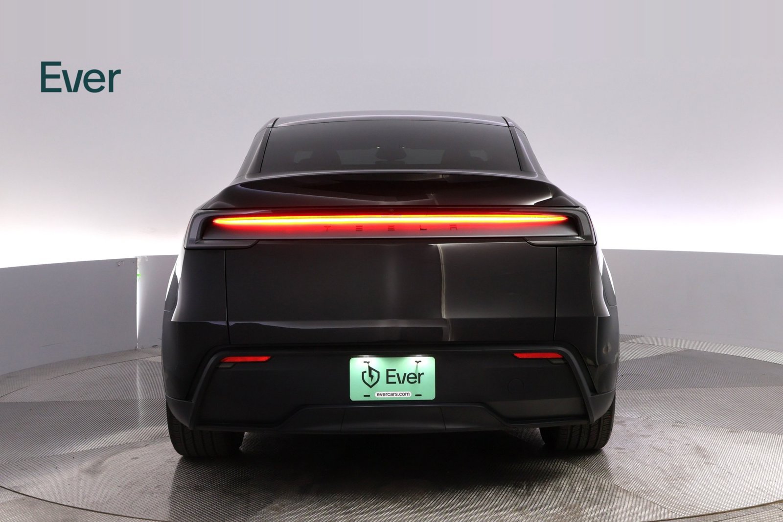 Used 2026 Tesla Model Y AWD image 15