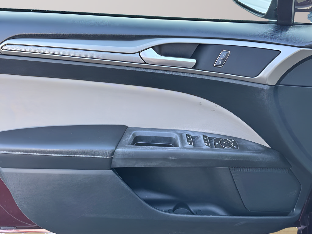Used 2017 Ford Fusion S FWD image 23