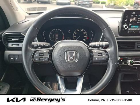 Used 2023 Honda Pilot Touring image 24