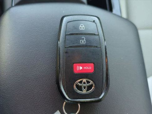 Used 2025 Toyota Prius Limited image 26