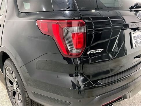 Used 2018 Ford Explorer Sport w/ Equipment Group 401A AWD/4WD image 41