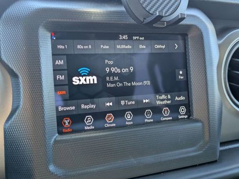 Used 2022 Jeep Gladiator Sport image 21