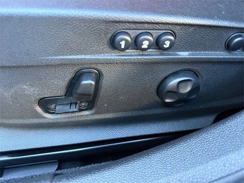 Used 2022 Alfa Romeo Giulia Veloce image 11