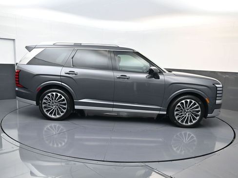 Used 2026 Hyundai Palisade Calligraphy AWD/4WD image 3