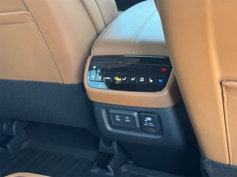 New 2026 INFINITI QX60 Autograph image 15