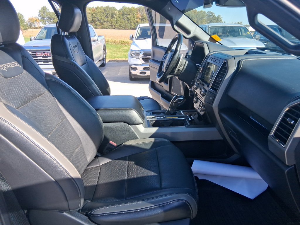 Used 2018 Ford F150 Raptor w/ Equipment Group 802A Luxury AWD/4WD image 37