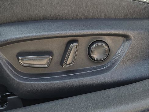 New 2026 Toyota Camry SE image 19