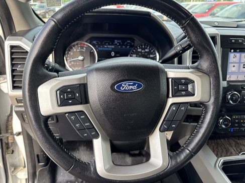 Used 2019 Ford F250 Lariat w/ Tow Technology Bundle image 11