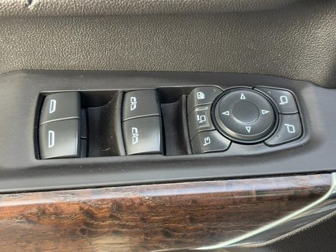 Used 2021 GMC Sierra 2500 Denali w/ Denali Ultimate Package image 24