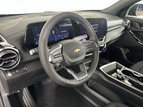 New 2026 Chevrolet Equinox LT FWD image 11