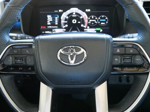 Used 2023 Toyota Sequoia 4WD image 36