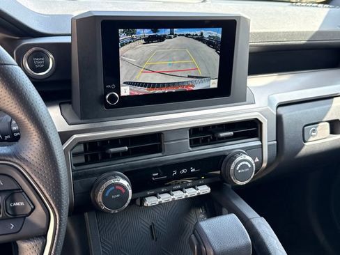Used 2026 Toyota 4Runner SR5 AWD/4WD image 16