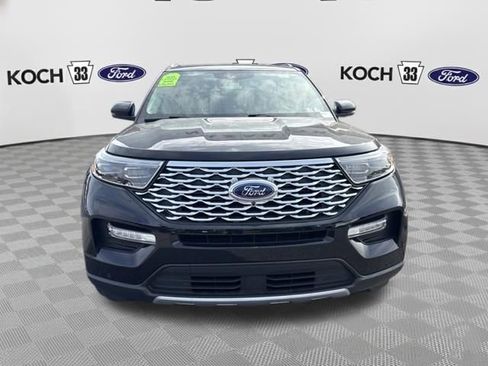 Used 2022 Ford Explorer Platinum w/ Equipment Group 601A AWD/4WD image 2