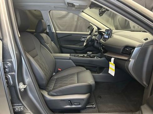New 2026 Nissan Rogue Platinum w/ Platinum Premium Package AWD/4WD image 14