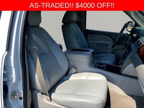 Used 2013 GMC Yukon SLT w/ SLT-2 Equipment Package RWD image 17