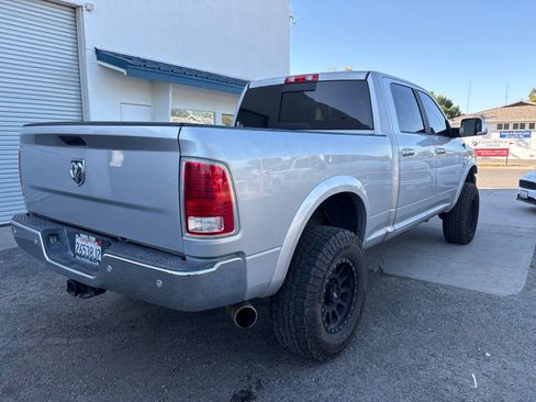 Used 2017 RAM 2500 Laramie AWD/4WD image 4