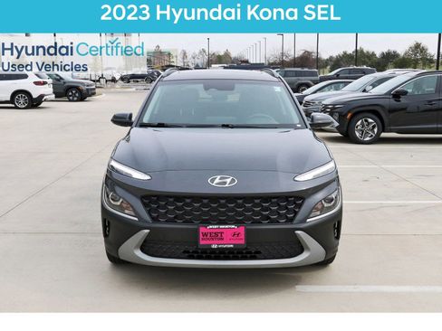 Certified 2023 Hyundai Kona SEL w/ Convenience Package image 3