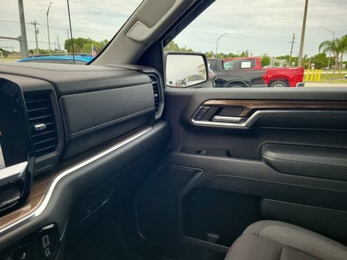 Used 2024 Chevrolet Silverado 1500 RST AWD/4WD image 28