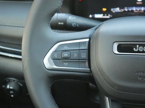 New 2026 Jeep Compass Limited image 19