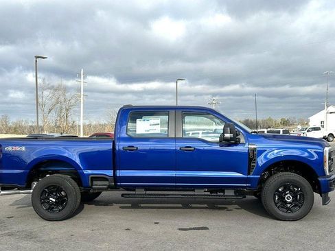 New 2026 Ford F250 XL w/ STX Appearance Package AWD/4WD image 4