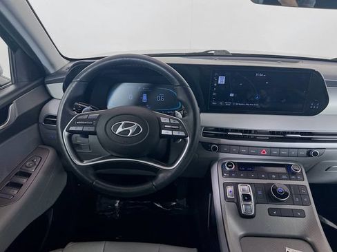 Used 2024 Hyundai Palisade SEL FWD image 22