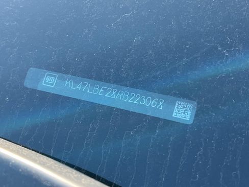 Used 2024 Buick Envista Sport Touring w/ Convenience I Package image 31