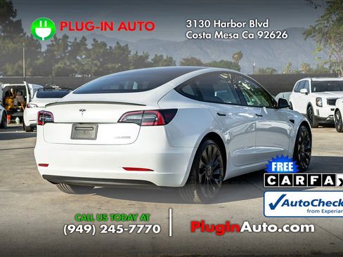 Used 2022 Tesla Model 3 Performance image 4