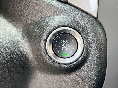 New 2025 Chevrolet Silverado 1500 Custom image 17