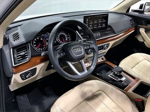 Used 2021 Audi Q5 2.0T Premium image 12