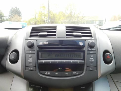 Used 2008 Toyota RAV4 Limited AWD/4WD image 12