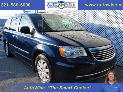 Used 2016 Chrysler Town & Country Touring w/ Driver Convenience Group