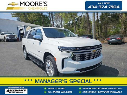Used 2023 Chevrolet Suburban Premier AWD/4WD image 1