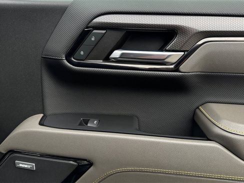 Certified 2023 Chevrolet Silverado 1500 ZR2 w/ Technology Package image 19