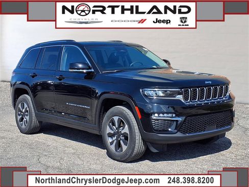 Used 2022 Jeep Grand Cherokee Limited 4xe AWD/4WD image 1