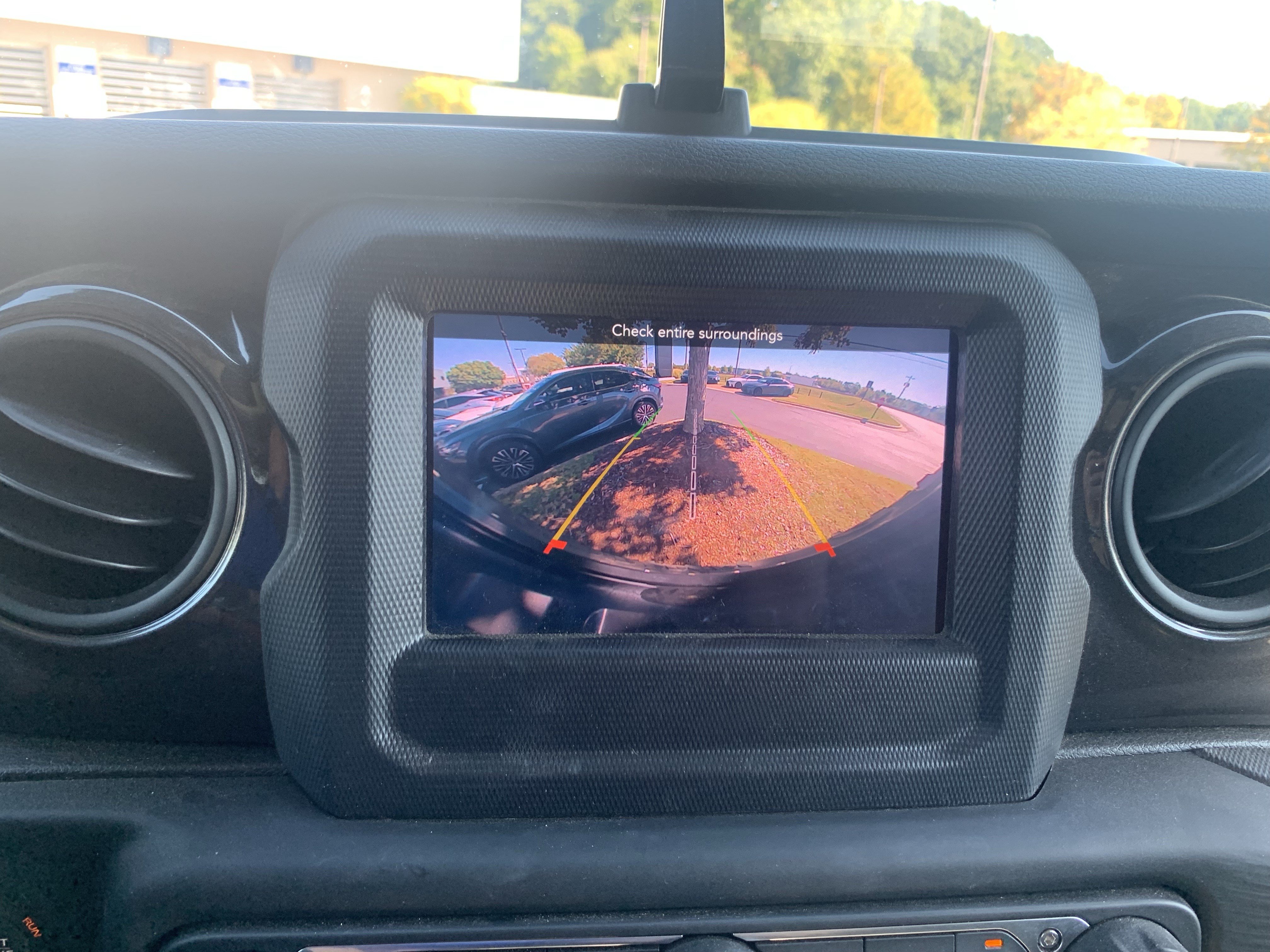 Used 2019 Jeep Wrangler Unlimited Sport AWD/4WD image 25
