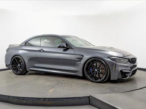 Used 2015 BMW M4 Convertible image 32