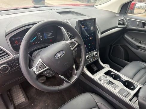Used 2024 Ford Edge SEL w/ Convenience Package AWD/4WD image 10