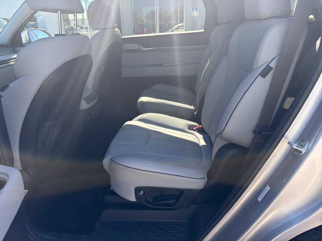 Used 2025 Hyundai Palisade SEL AWD/4WD image 24