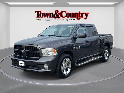 Used 2015 RAM 1500 Express image 3