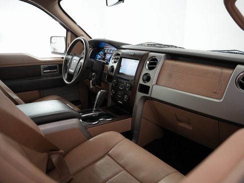 Used 2014 Ford F150 Lariat w/ Lariat Chrome Package image 54