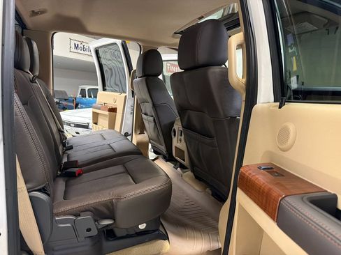 Used 2015 Ford F250 King Ranch w/ FX4 Off-Road Package AWD/4WD image 39
